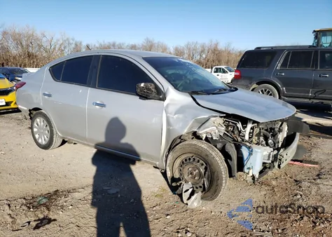 2019 Nissan Versa S z USA, uszkodzony, nr VIN 3N1CN7AP3KL861104